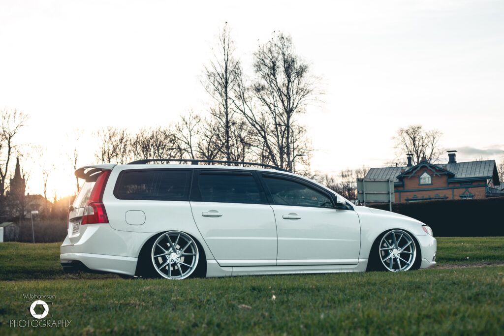 Volvo V70 F lgar tips P 4 L ckra Modeller D ckline